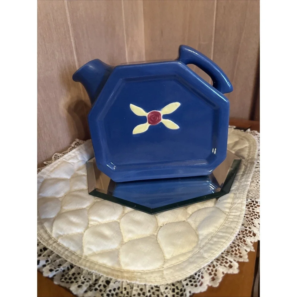 RARE VINTAGE COORS POTTERY‎ Blue ROSEBUD PITCHER Beautiful Blue